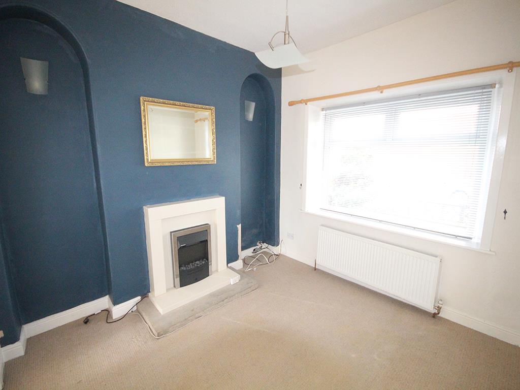3 bedroom end terrace house Let Agreed in Earby - IMG_2207.jpg